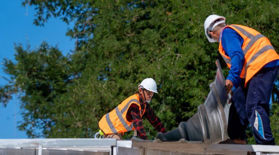 Expert new roof installation services in Stevensville, MI